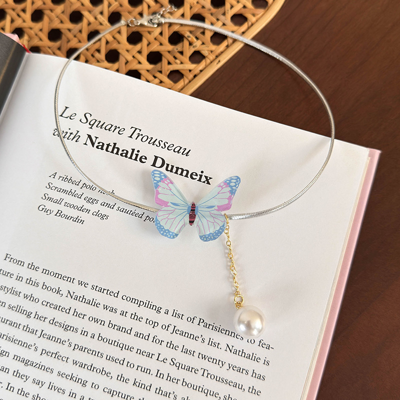 Colar Borboleta Arco-íris