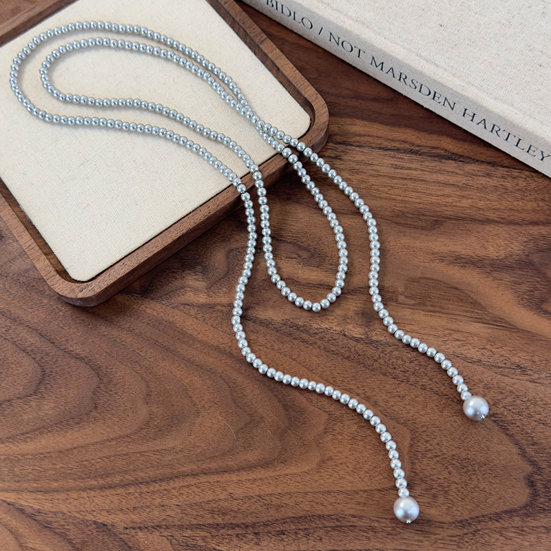 สร้อยคอไข่มุกหลายชั้นยาว