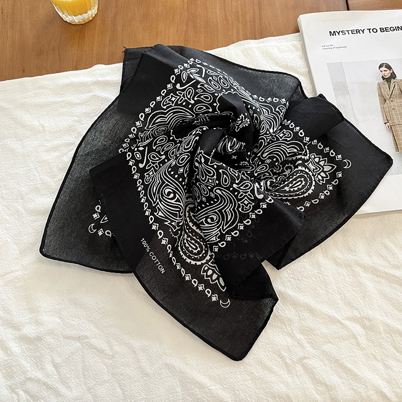 ผ้าพันคอพิมพ์ลาย Paisley