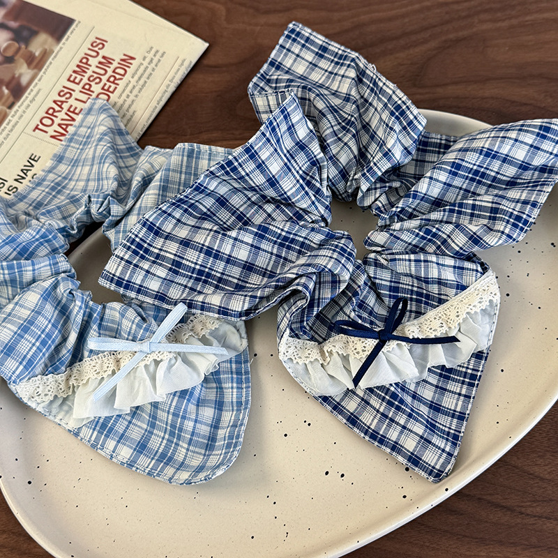 Scrunchie Pita Rendah Kotak-Kotak Biru