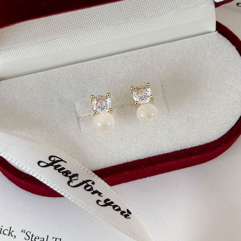 Orecchini con Perle di Giada e Diamanti