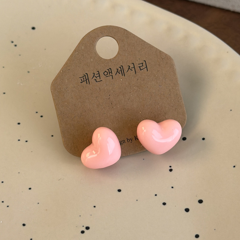 하트 모양 귀걸이