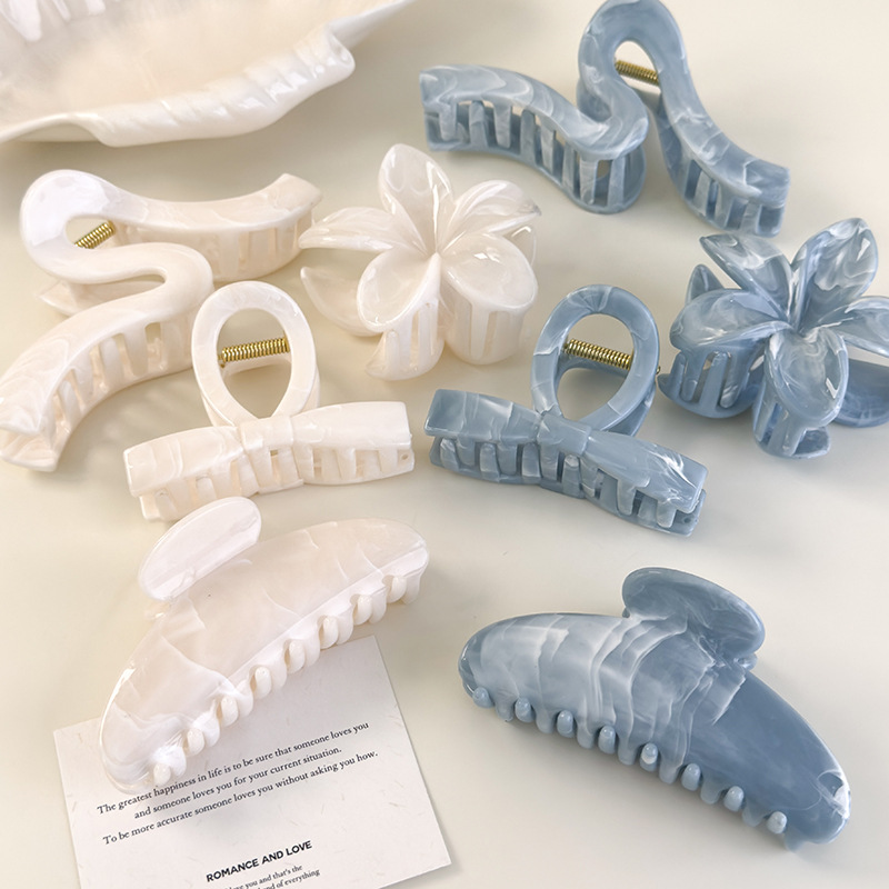 Horquillas con Lazo Geométrico