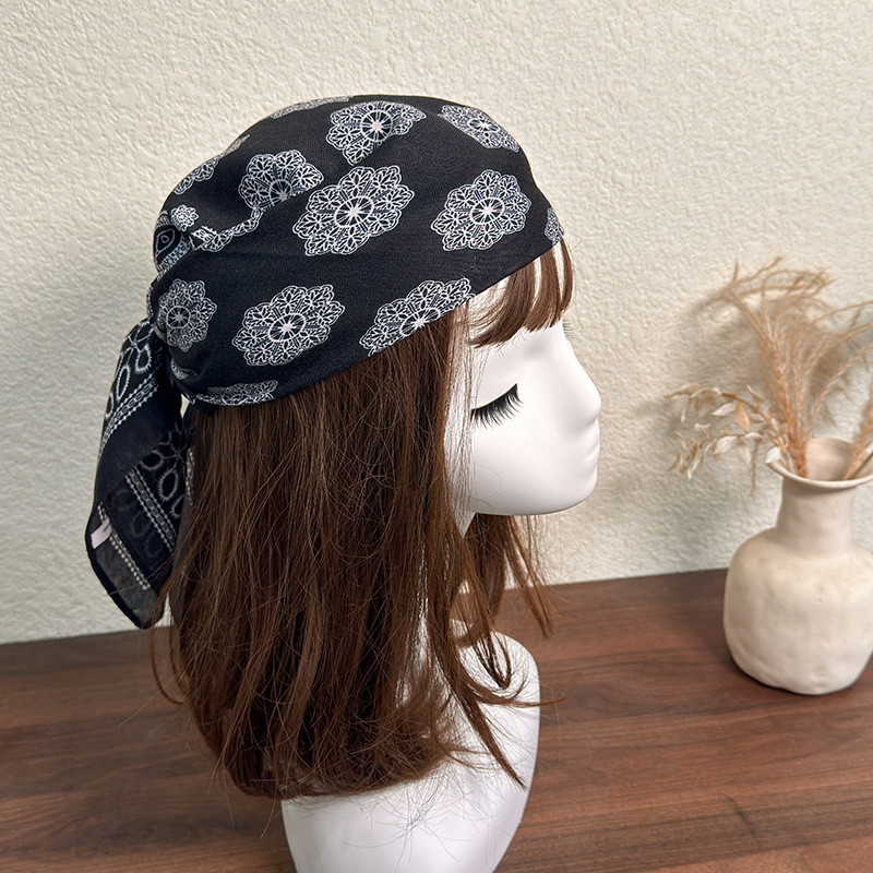 Geometrisches Quadratisches Tuch für Frauen