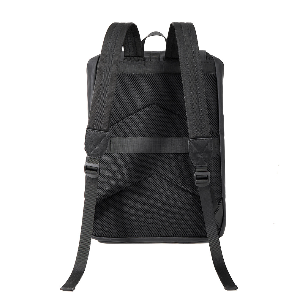 남성 미니멀리스트 노트북 백팩