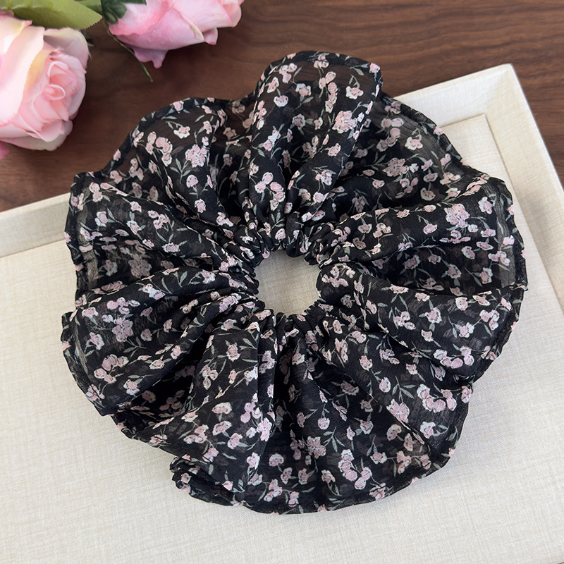 Scrunchies med rosett