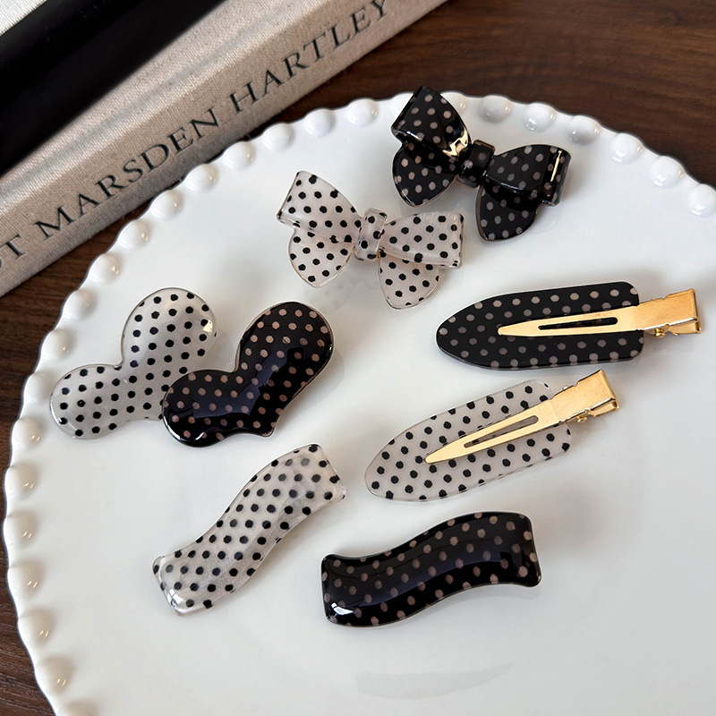 Horquillas con Lazo de Puntos