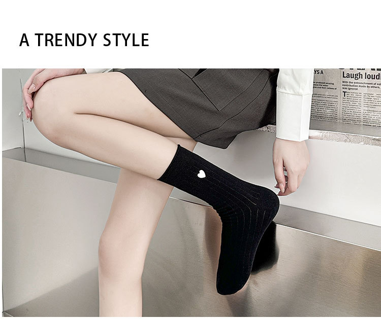 Meias de Coração Bordado