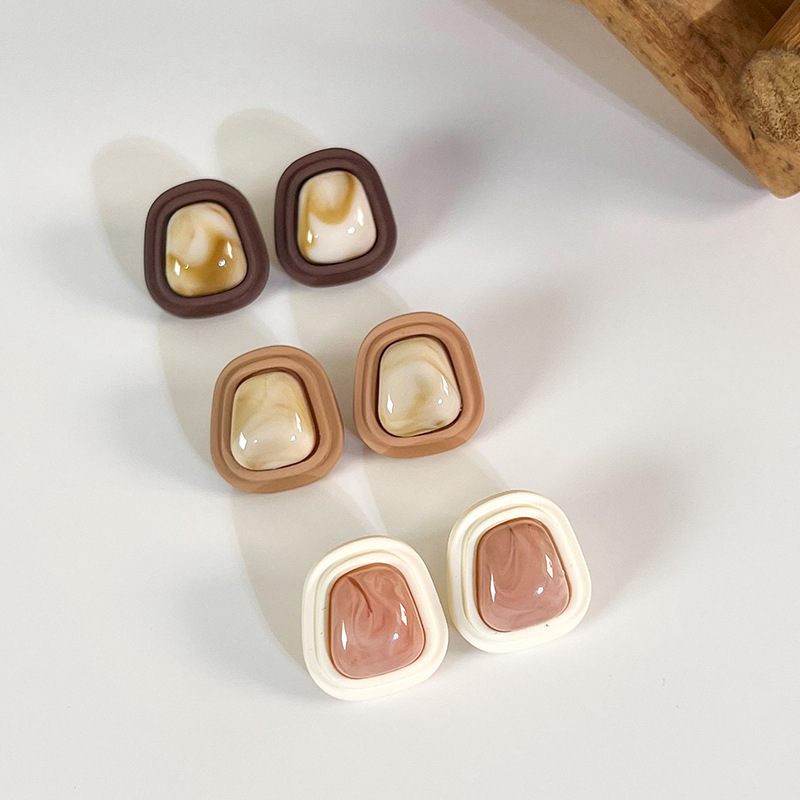 스퀘어 커피빈 이어스터드