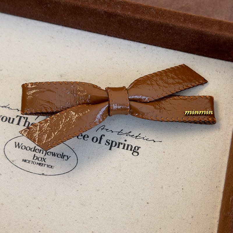 Kožená Spona do Vlasů Kachní Zobák s Mašlí