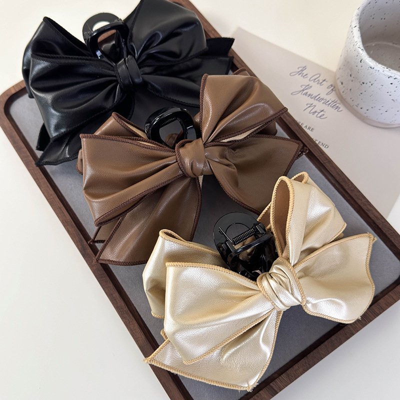 Pinza Garra Lazo Cuero Rayado