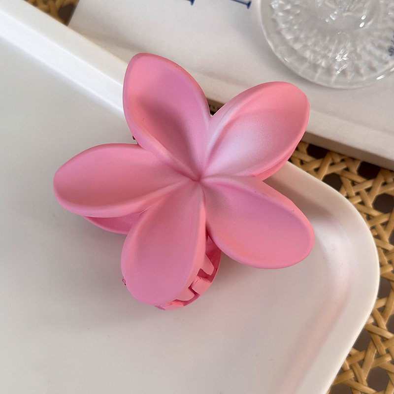 Jepit Rambut Cakar Bunga Frangipani