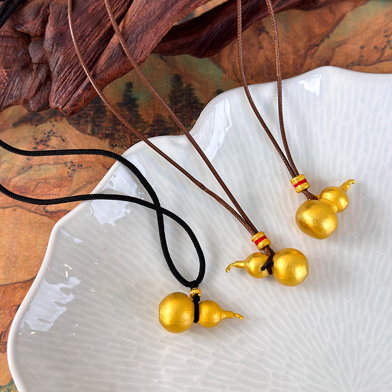 ひょうたんペンダントネックレス