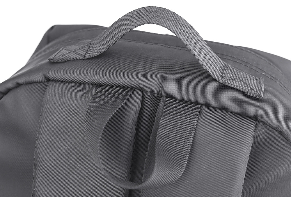 男性用大容量バックパック