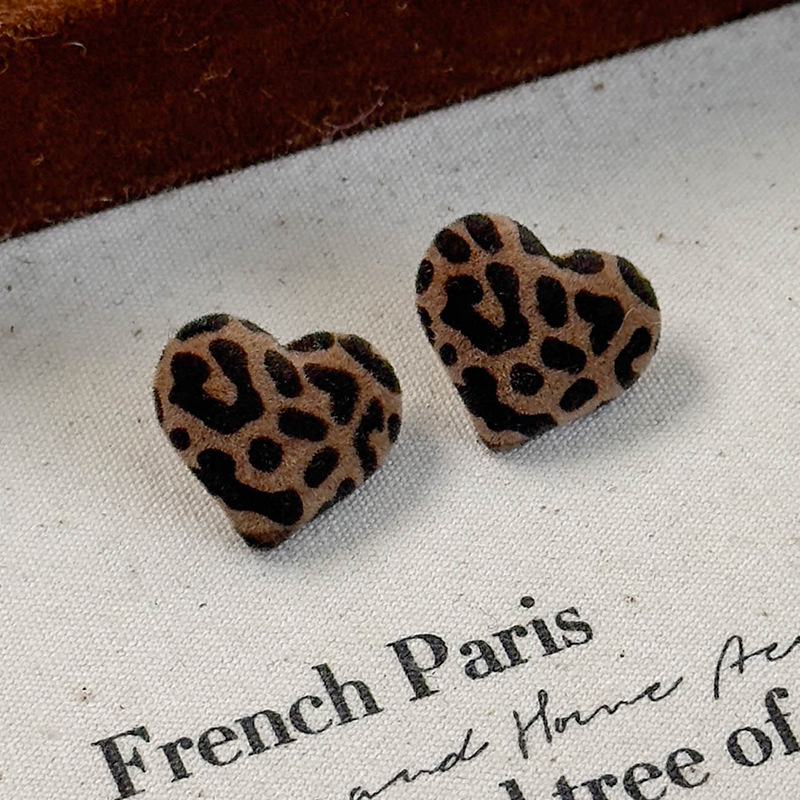 기하학 무늬 레오파드 플록 이어링